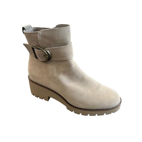 Blondo Dagger Waterproof D Ring Buckle Detail Booties Sand Suede Size 11 - Picture 1 of 8